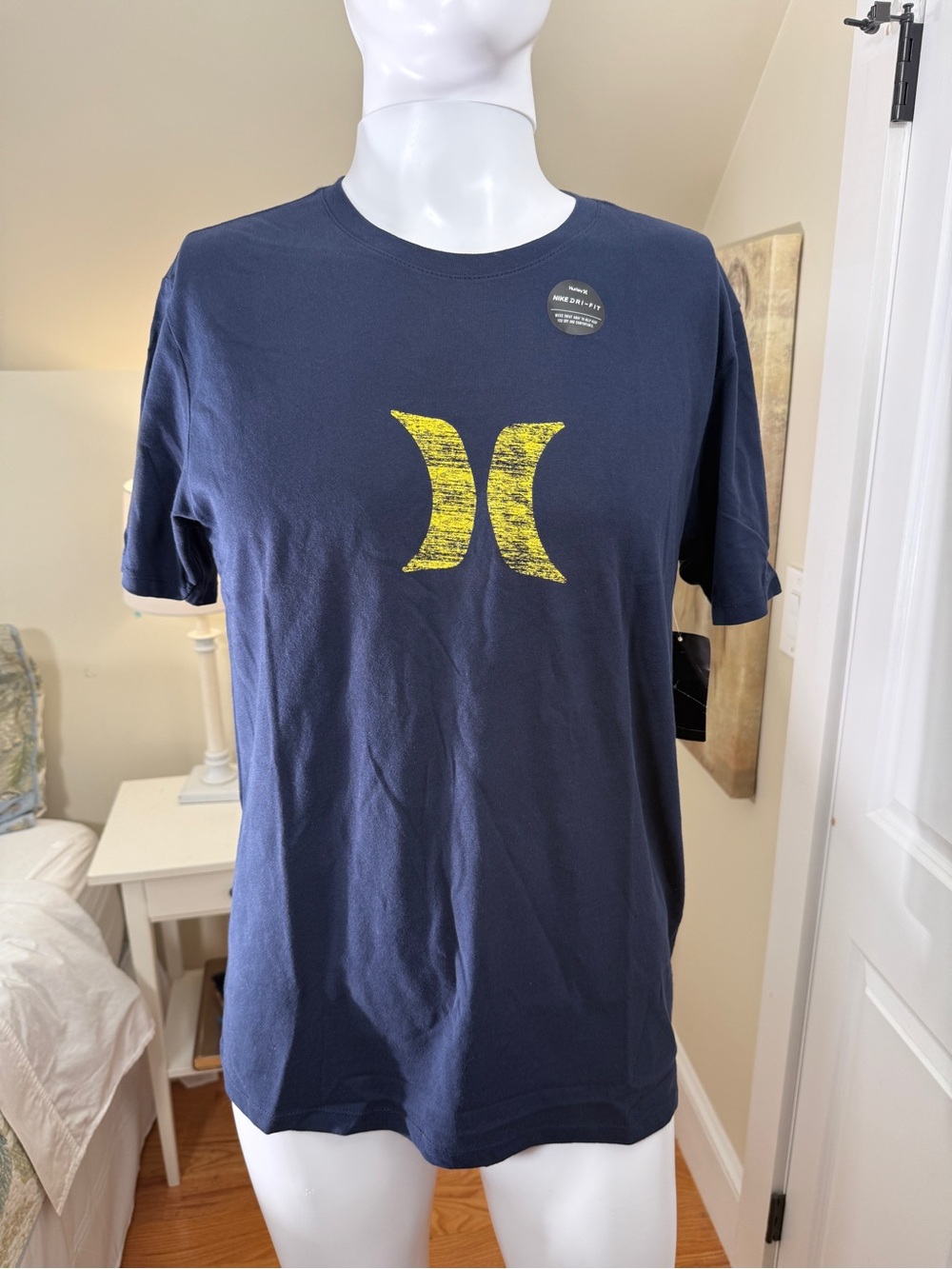 NWT Hurley Nike Dri-FIT Graphic Tee Navy Blue Yellow Logo Shirt XL